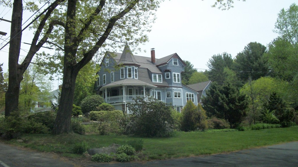 One of many historic New England Homes